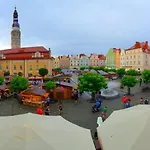 Przy Starowce - Bella - 2 Osobne Sypialnie, 2 Separate Bedrooms In Old Town - Main Square, Amazing View, Location! Boleslawiec (Lower Silesia)