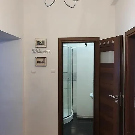 Przy Starowce - Bella - 2 Osobne Sypialnie, 2 Separate Bedrooms In Old Town - Main Square, Amazing View, Location! בולסלאביש