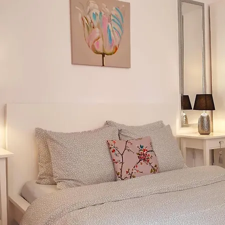 Przy Starowce - Bella - 2 Osobne Sypialnie, 2 Separate Bedrooms In Old Town - Main Square, Amazing View, Location! בולסלאביש