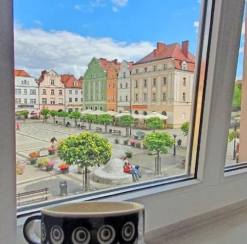 Appartement Przy Starowce - Bella - 2 Osobne Sypialnie, 2 Separate Bedrooms In Old Town - Main Square, Amazing View, Location! Boleslawiec (Lower Silesia)