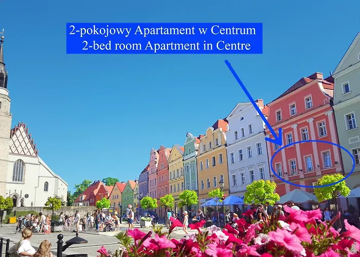 Przy Starowce - Bella - 2 Osobne Sypialnie, 2 Separate Bedrooms In Old Town - Main Square, Amazing View, Location! Apartment Boleslawiec (Lower Silesia)